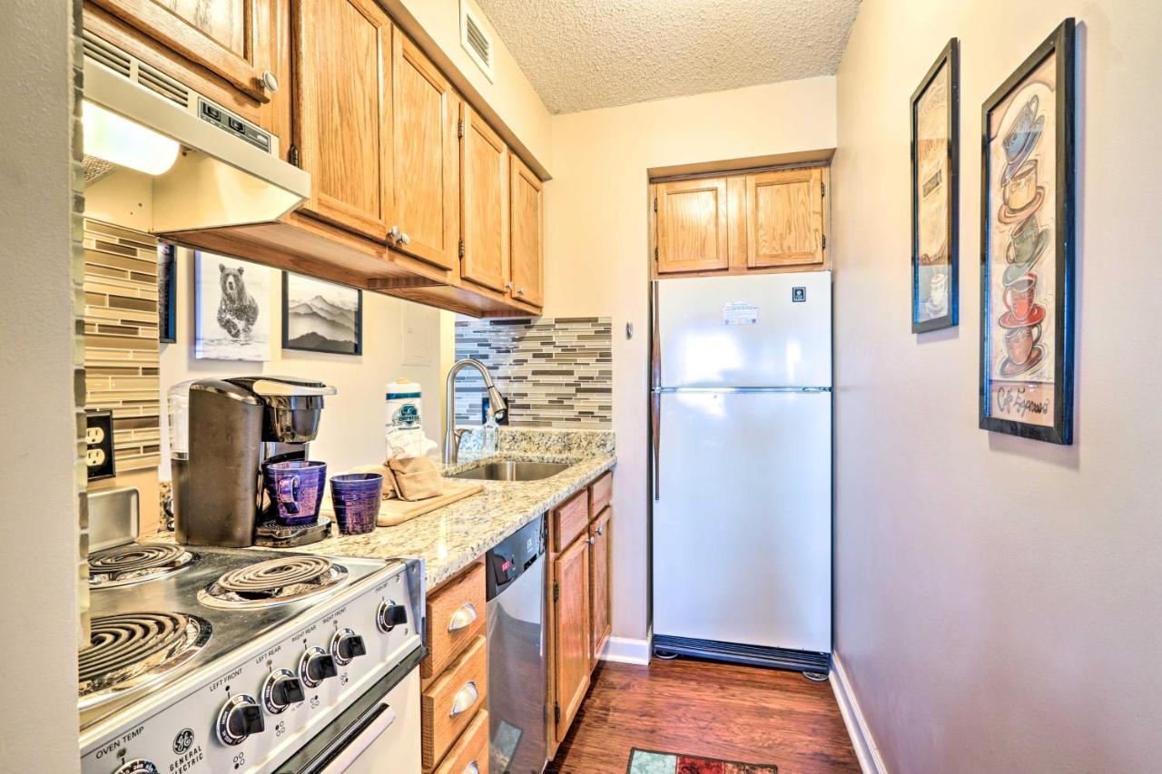 Gatlinburg Condo With Pool, Hot Tub, And Mtn Views! 외부 사진