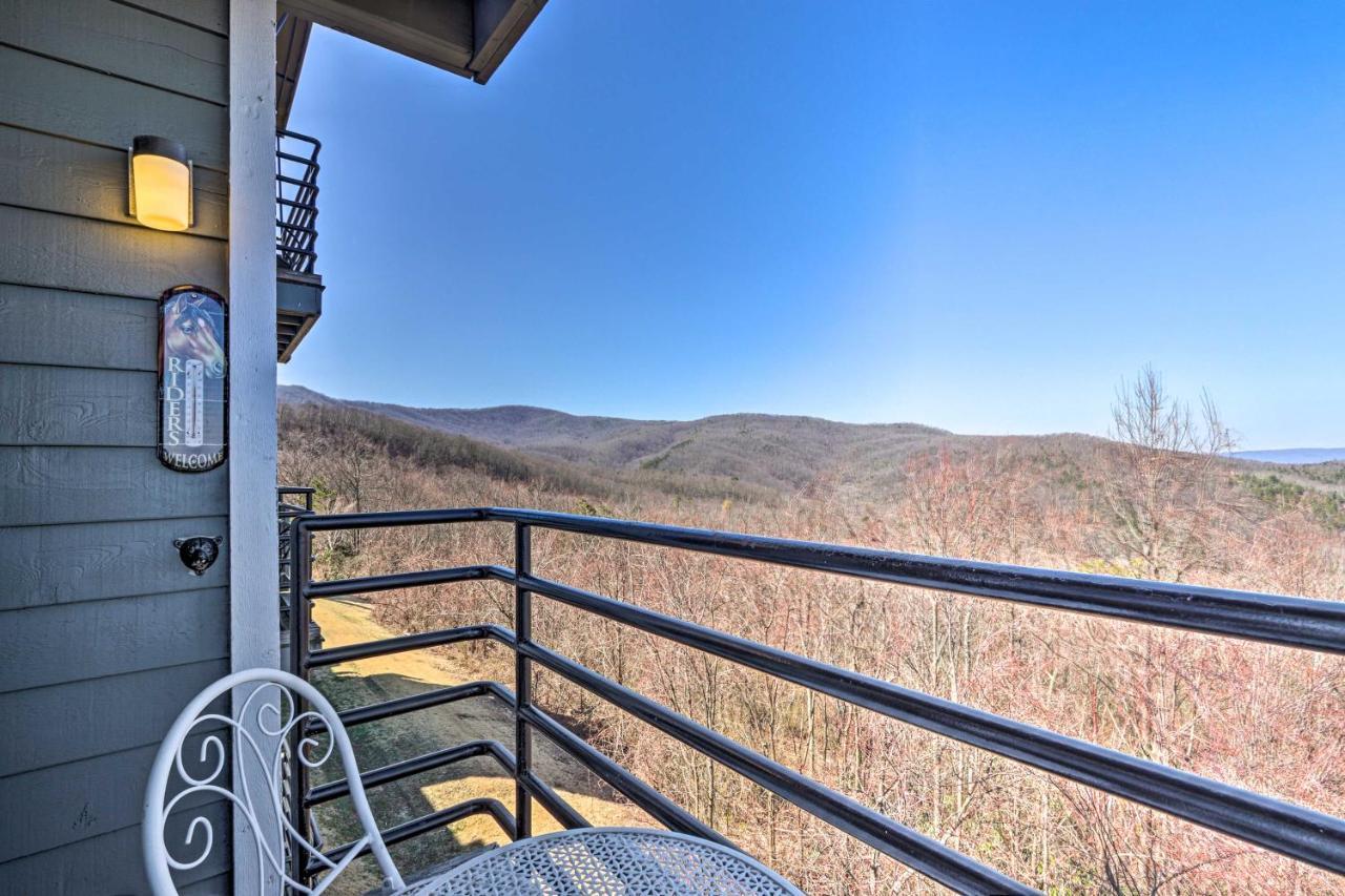 Gatlinburg Condo With Pool, Hot Tub, And Mtn Views! 외부 사진